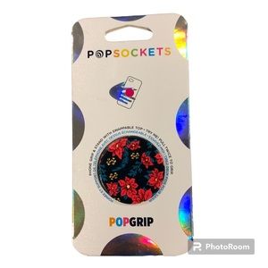 NIP Poinsettia PopSocket PopGrip Stand and Grip Phone Accessory